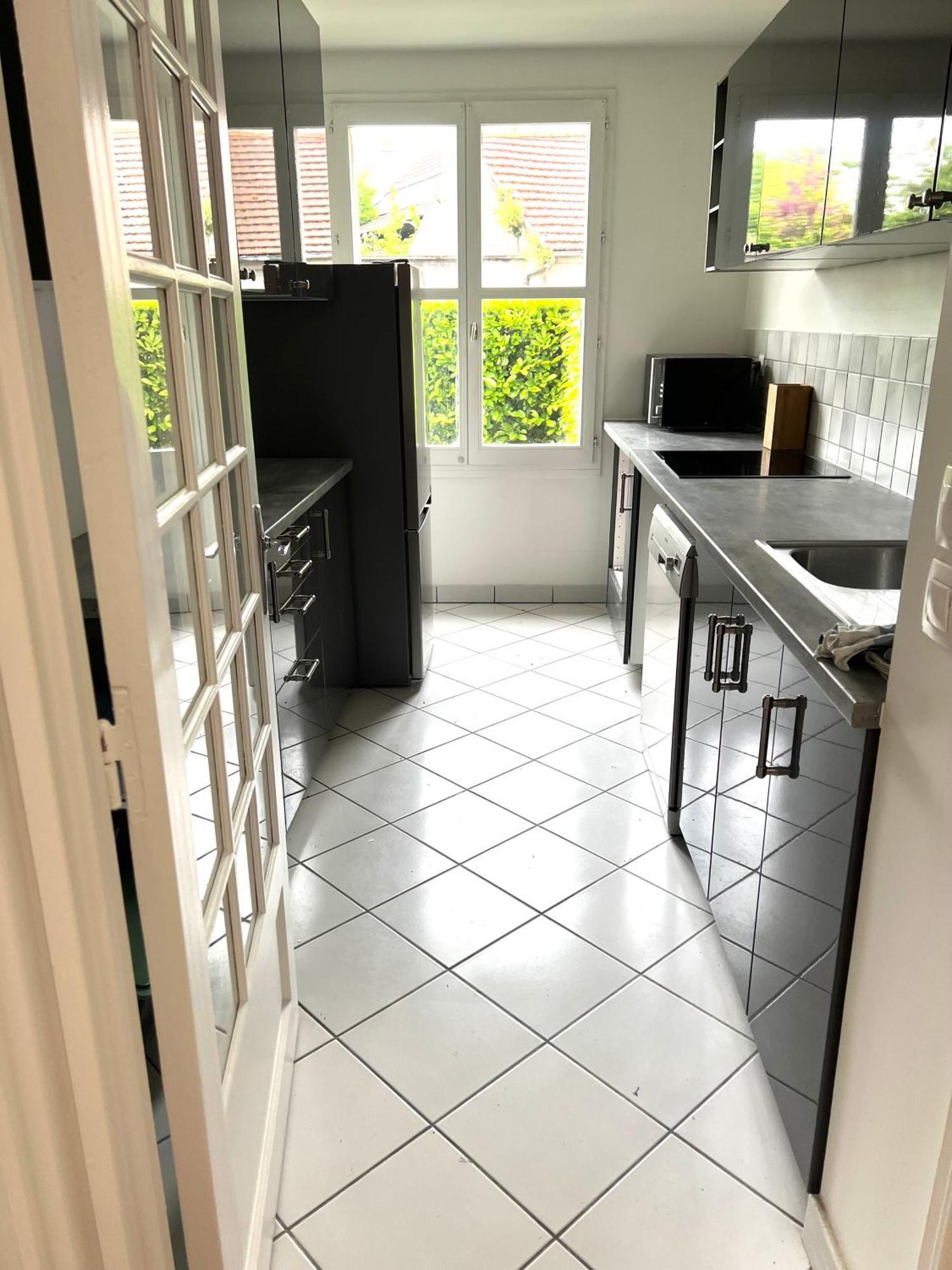 Appartement Standing Avec Jardin, 4 Personnes, Strategiquement Situe Mantes-la-Jolie Exteriör bild