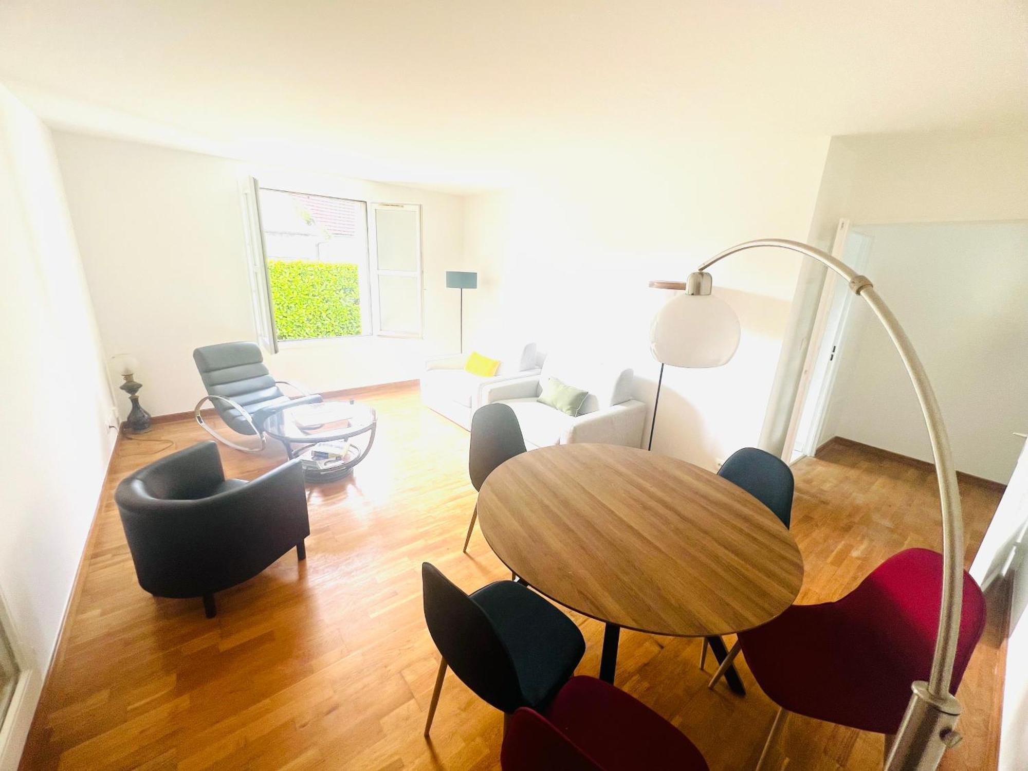 Appartement Standing Avec Jardin, 4 Personnes, Strategiquement Situe Mantes-la-Jolie Exteriör bild