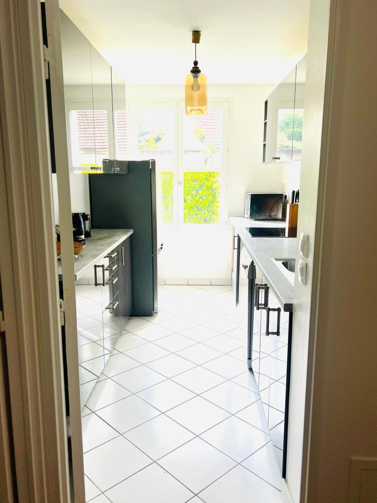 Appartement Standing Avec Jardin, 4 Personnes, Strategiquement Situe Mantes-la-Jolie Exteriör bild